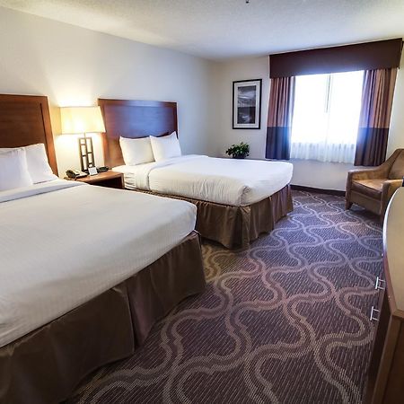 Ashmore Inn And Suites Лъбък Екстериор снимка